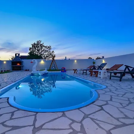 Villa Villa Lorena Vlasnovic
